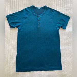 Lululemon Metal Vent Tech Short Sleeve Henley Night Diver/Capri